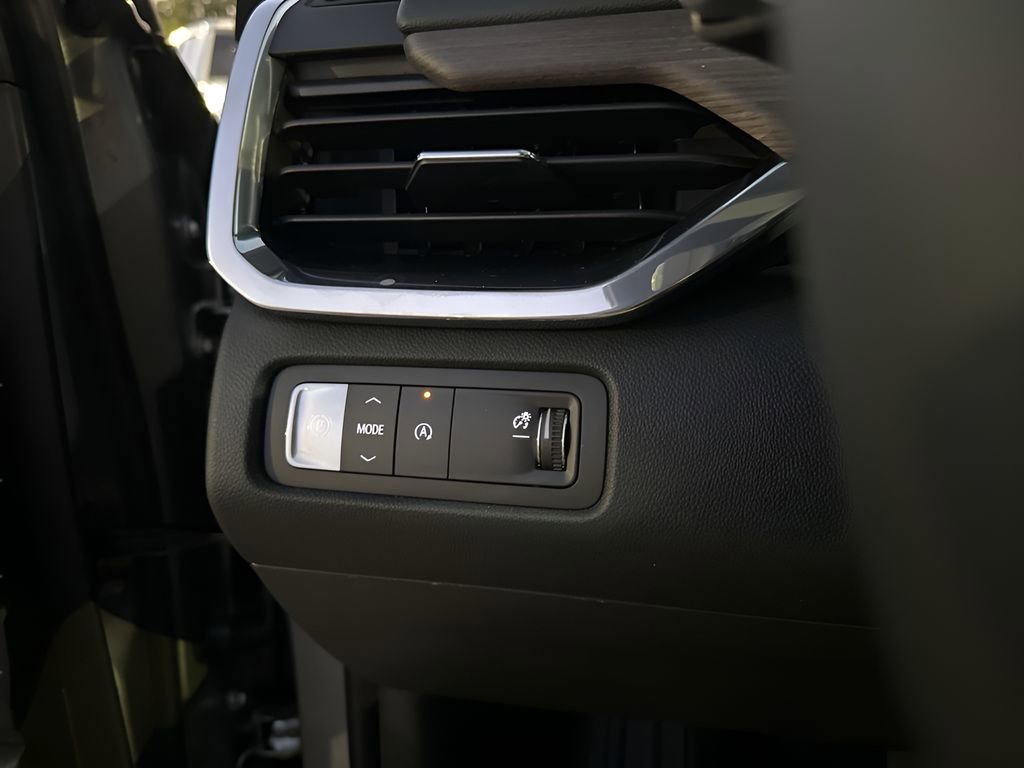 New 2026 GMC Acadia Denali w/ Super Cruise Package image 29