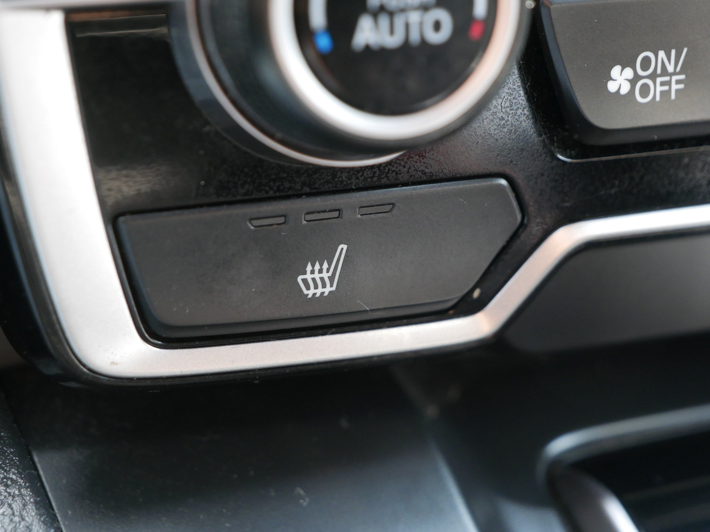 Used 2019 Honda CR-V EX image 28