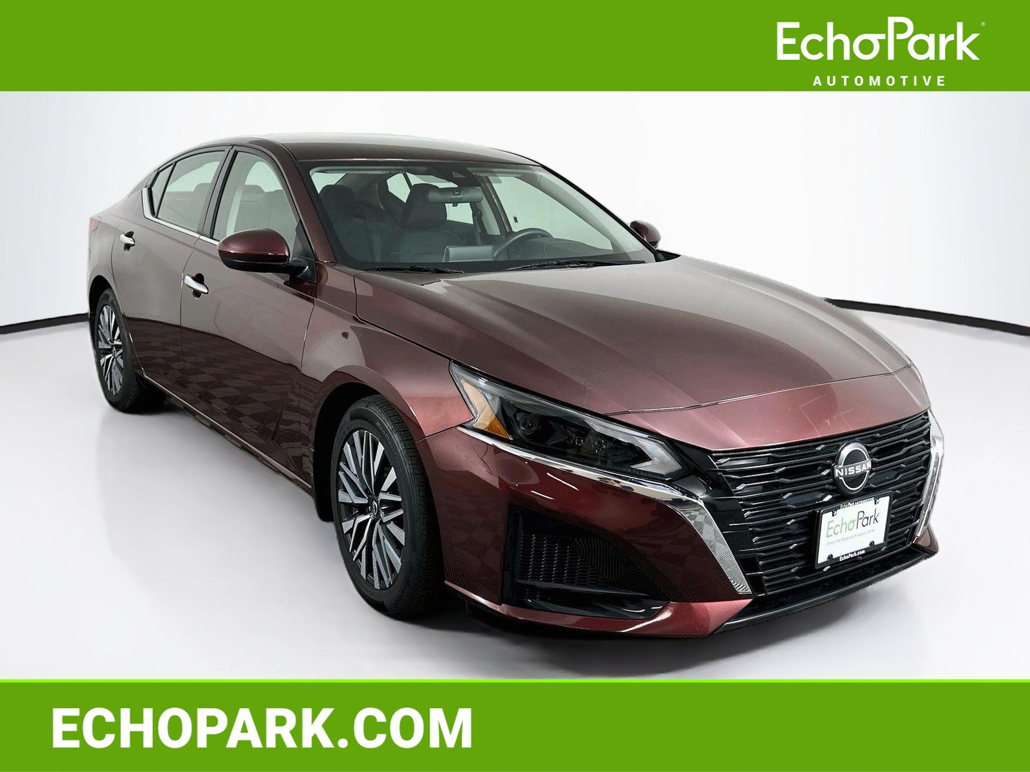 Used 2023 Nissan Altima 2.5 SV FWD image 1