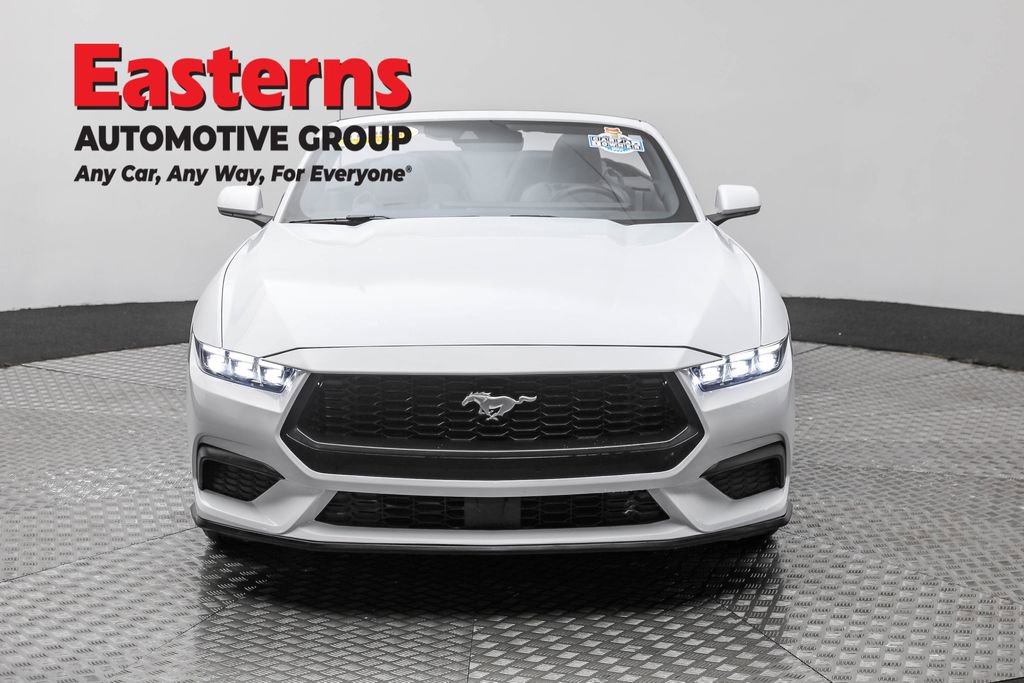 Used 2024 Ford Mustang Premium image 2