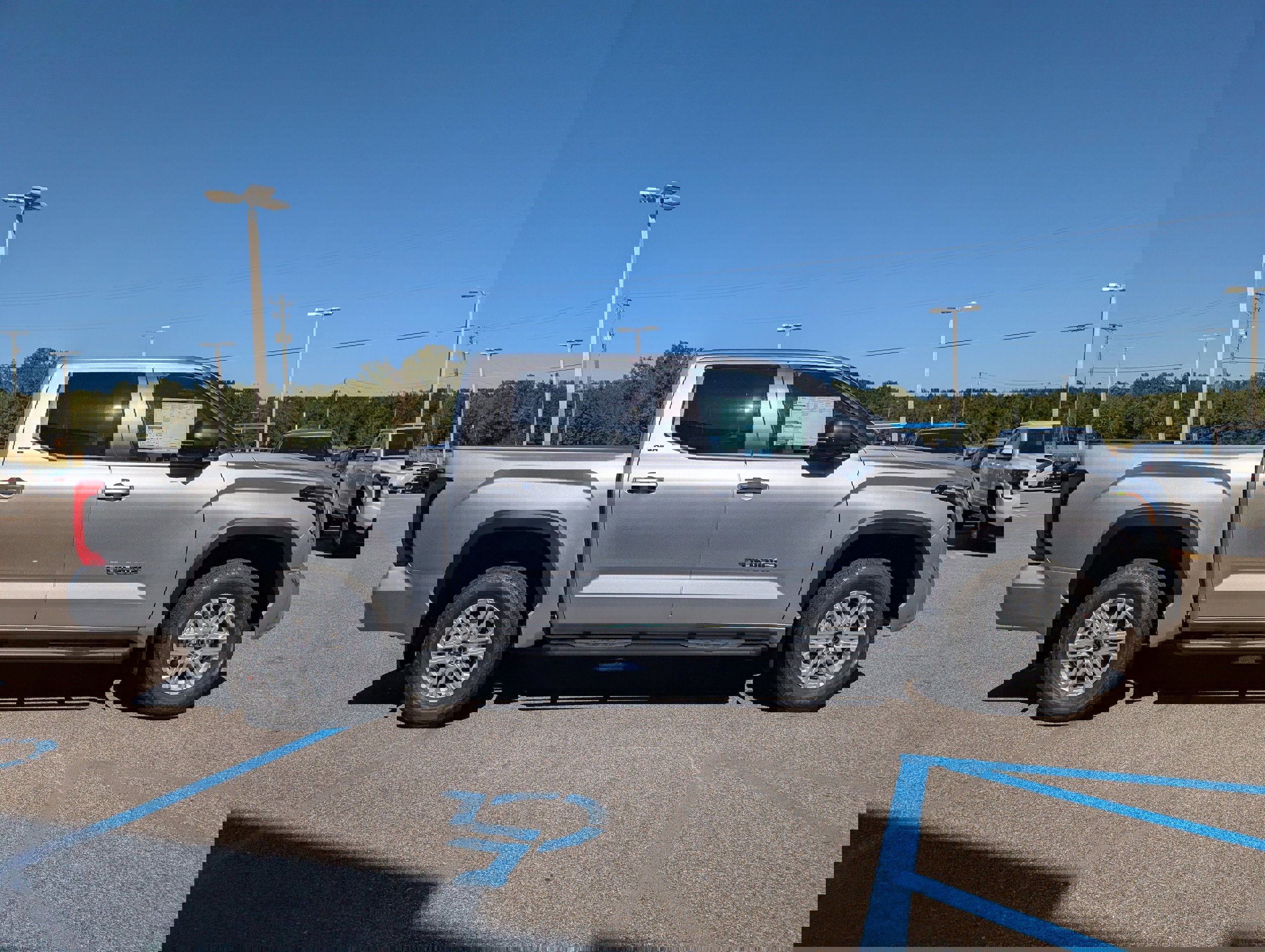 New 2026 Toyota Tundra SR5 image 6