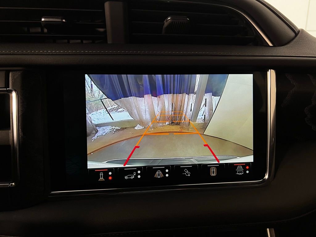 Used 2023 GMC Yukon XL Denali w/ Denali Reserve Package image 36