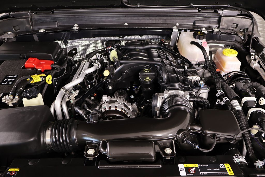 Used 2024 Jeep Wrangler Sport S image 18