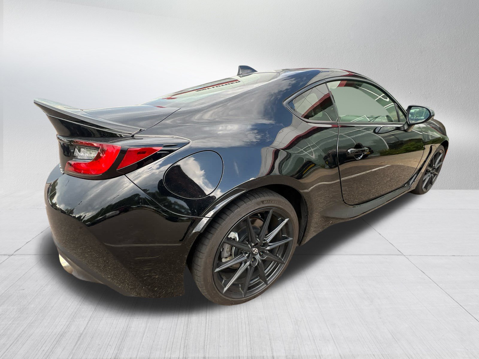 Certified 2023 Toyota GR86 Premium w/ ALL Weather Mat Package (TMS) RWD image 7