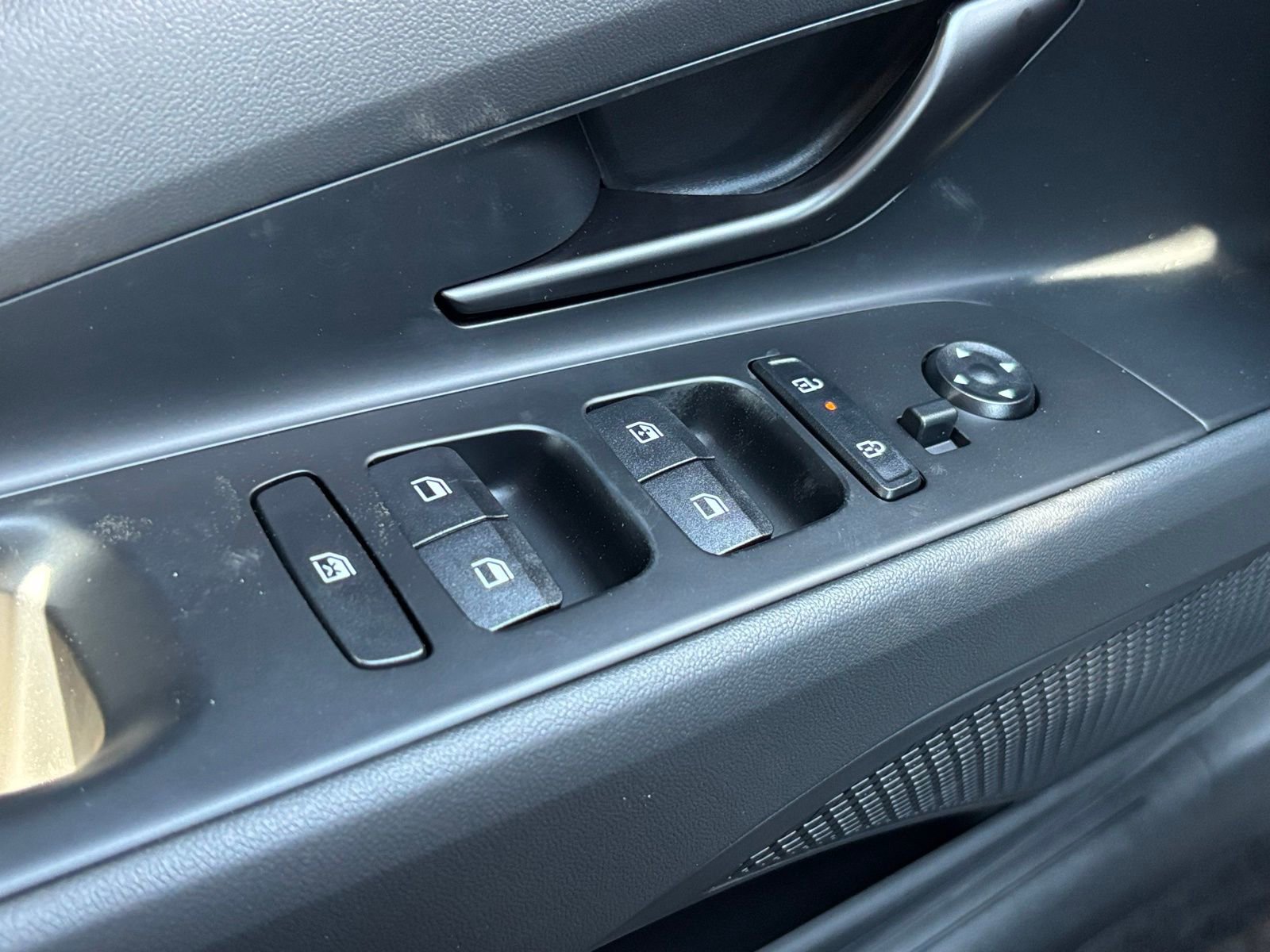 New 2026 Hyundai Elantra Sport w/ Cargo Package image 12