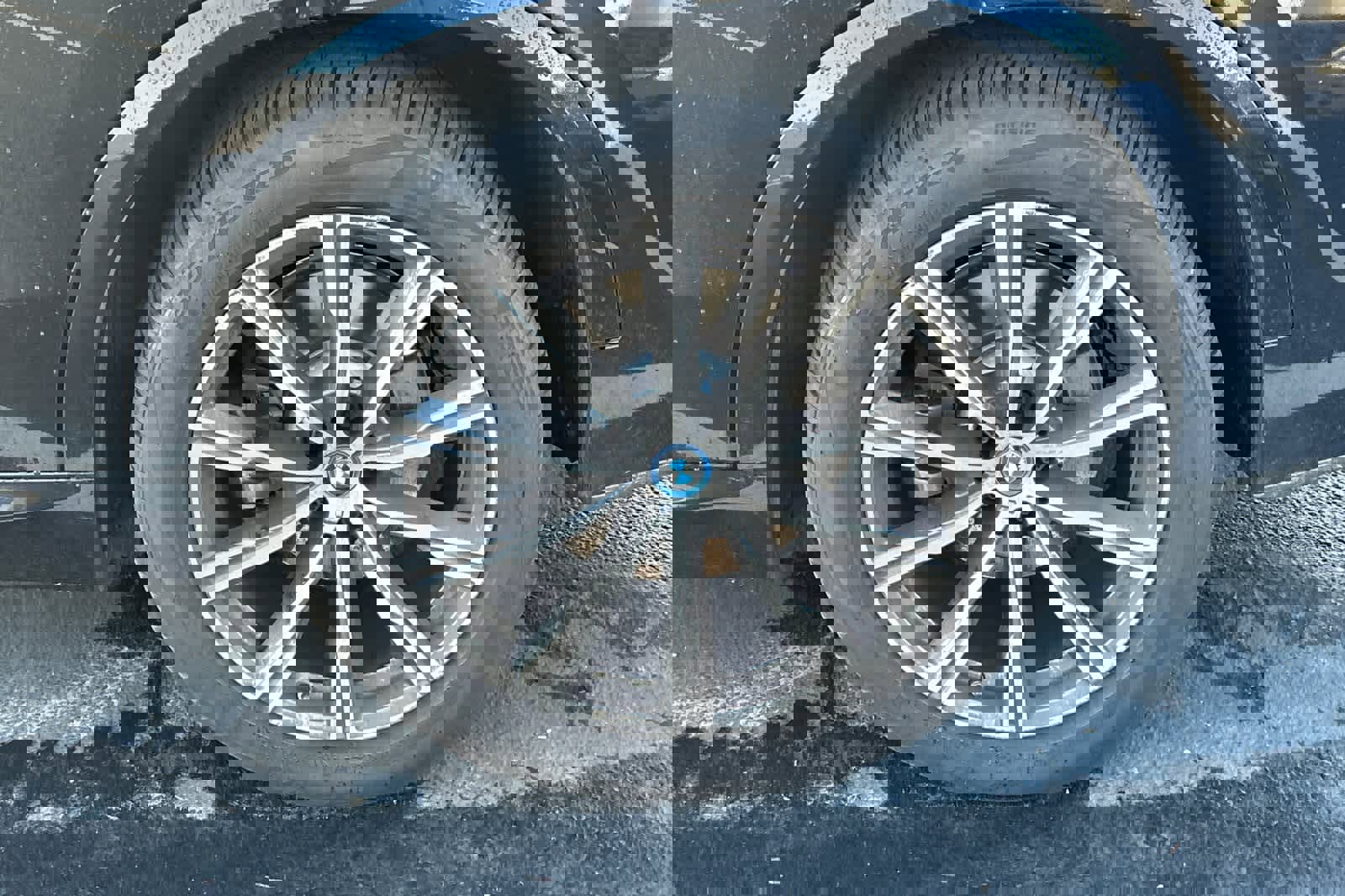 Used 2023 BMW X5 xDrive45e w/ M Sport Package image 17