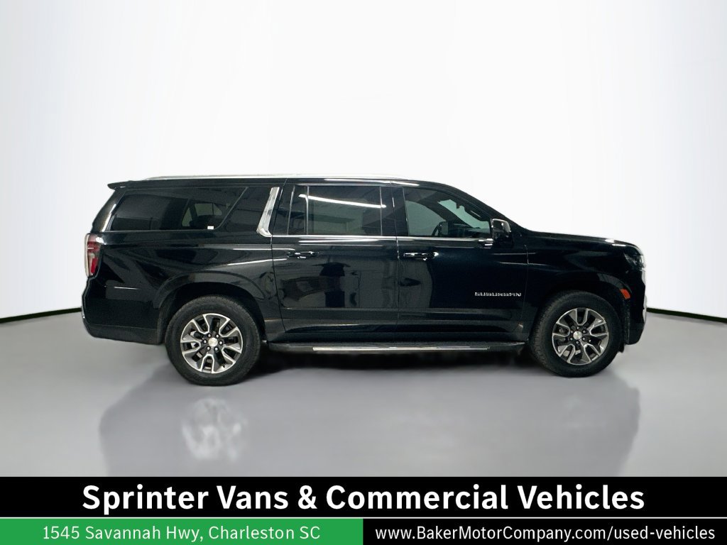 Used 2021 Chevrolet Suburban LT w/ Luxury Package RWD image 8