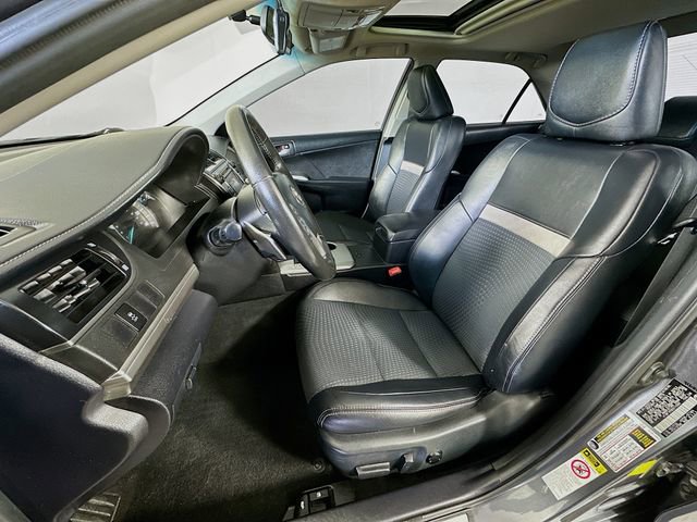 Used 2012 Toyota Camry SE FWD image 26