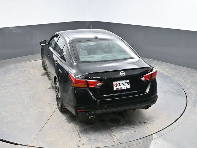 Used 2025 Nissan Altima 2.5 SR image 37