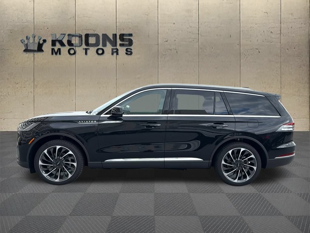 New 2025 Lincoln Aviator Reserve w/ Equipment Group 201A AWD/4WD image 2