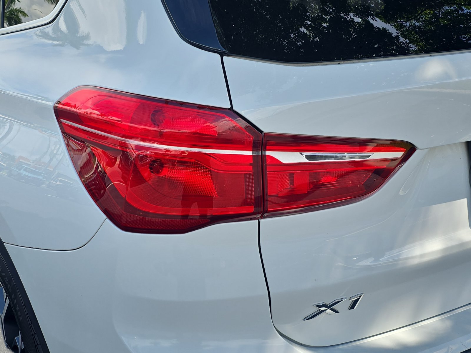 Used 2020 BMW X1 xDrive28i w/ Convenience Package AWD/4WD image 16