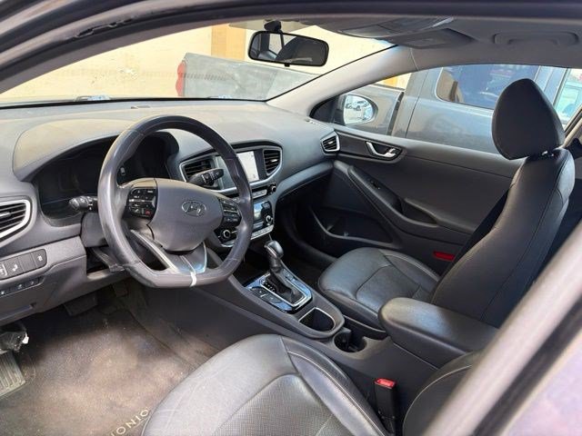 Used 2018 Hyundai Ioniq Limited FWD image 15