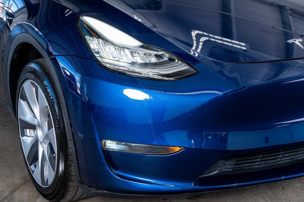 Used 2023 Tesla Model Y Long Range image 17