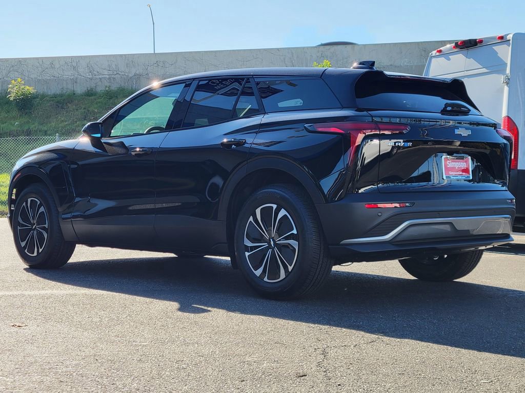 New 2026 Chevrolet Blazer EV LT image 2