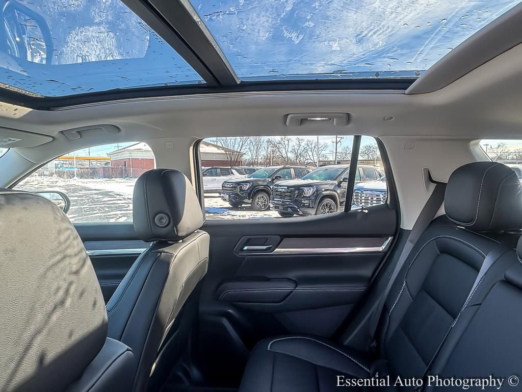 New 2026 GMC Terrain Denali w/ LPO, Floor Liner Package image 12