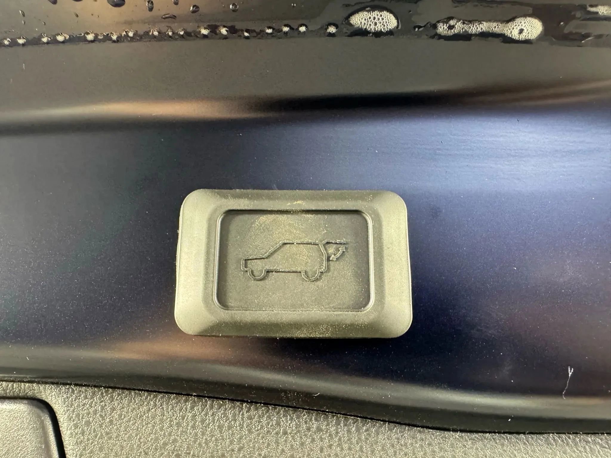 Used 2025 Toyota RAV4 XLE Premium w/ Weather Package AWD/4WD image 30