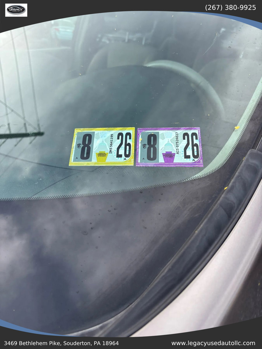 Used 2017 Nissan Quest SV image 14