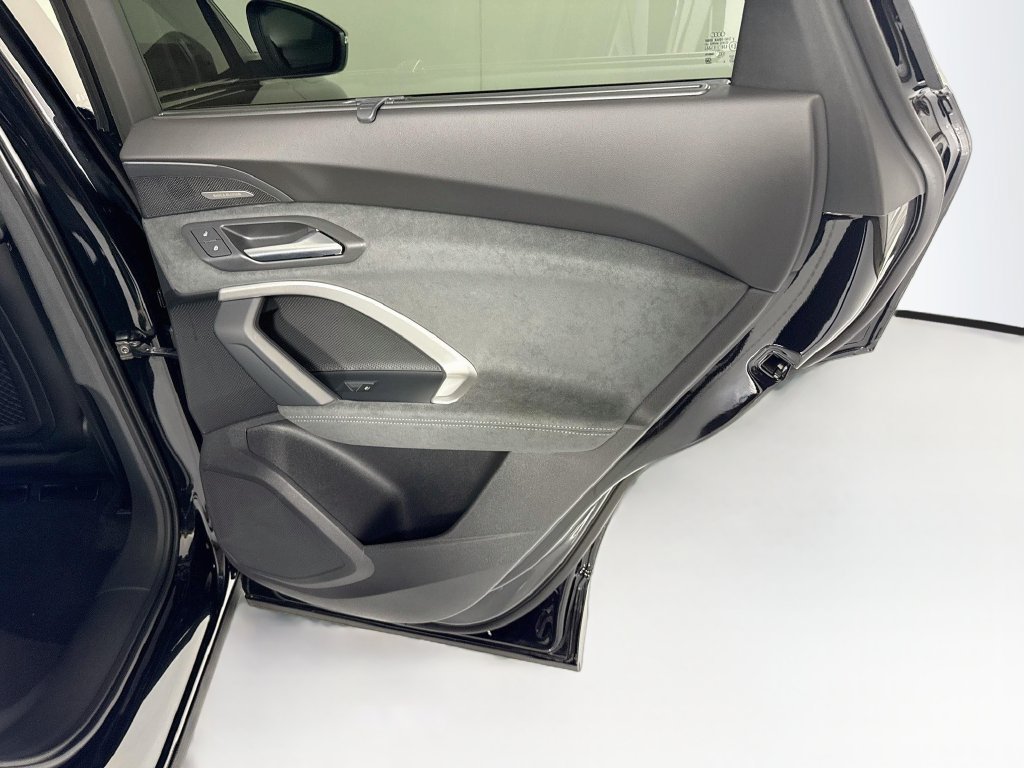 New 2026 Audi SQ5 Premium Plus AWD/4WD image 28