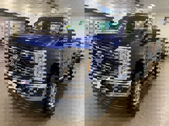 New 2026 Ford F350 XLT w/ FX4 Off-Road Package image 4
