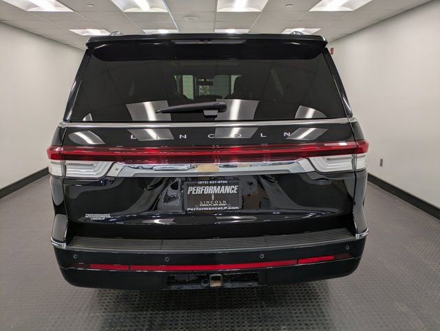 Used 2022 Lincoln Navigator Reserve image 5