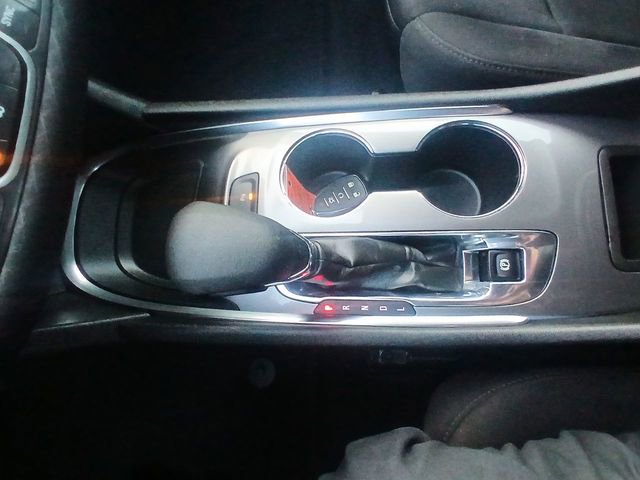 Used 2025 Chevrolet Malibu LT FWD image 19