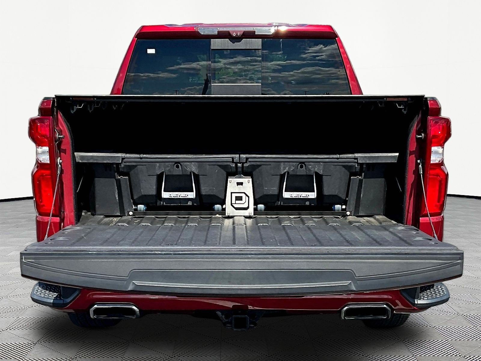 Used 2020 Chevrolet Silverado 1500 High Country w/ Technology Package AWD/4WD image 7