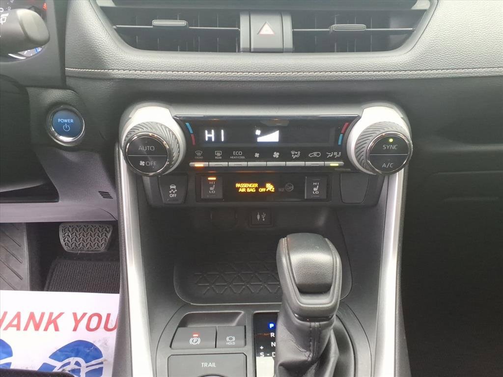 Used 2019 Toyota RAV4 XLE image 25