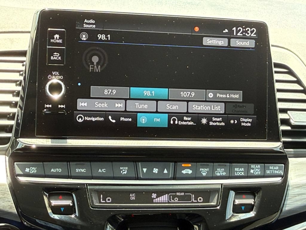 Used 2026 Honda Odyssey Elite image 14