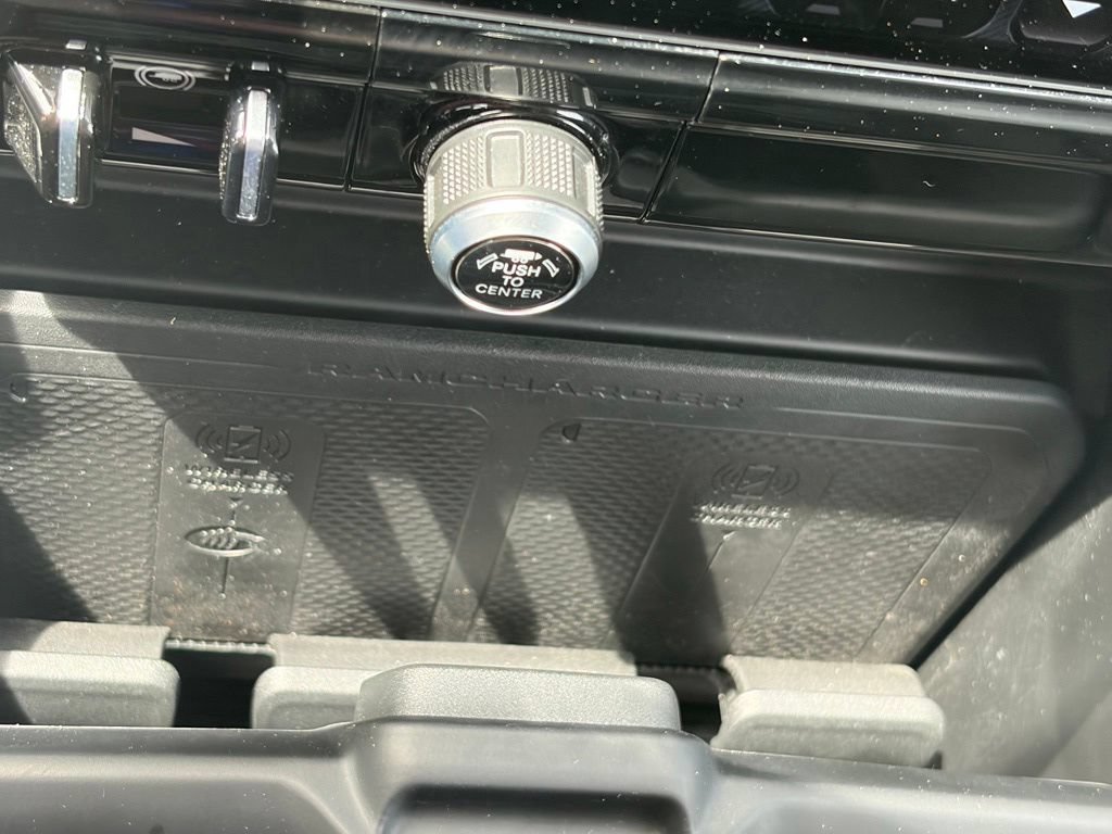 Used 2025 RAM 1500 Tungsten w/ Off Road Group AWD/4WD image 38