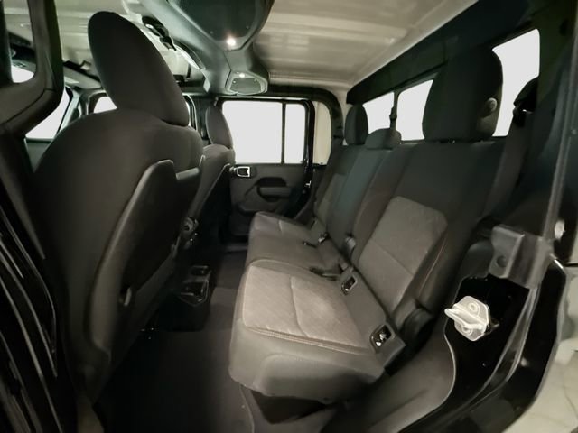 Used 2025 Jeep Gladiator Mojave w/ Convenience Group image 19