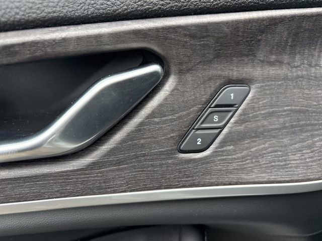 Used 2022 Jeep Grand Cherokee L Limited image 28