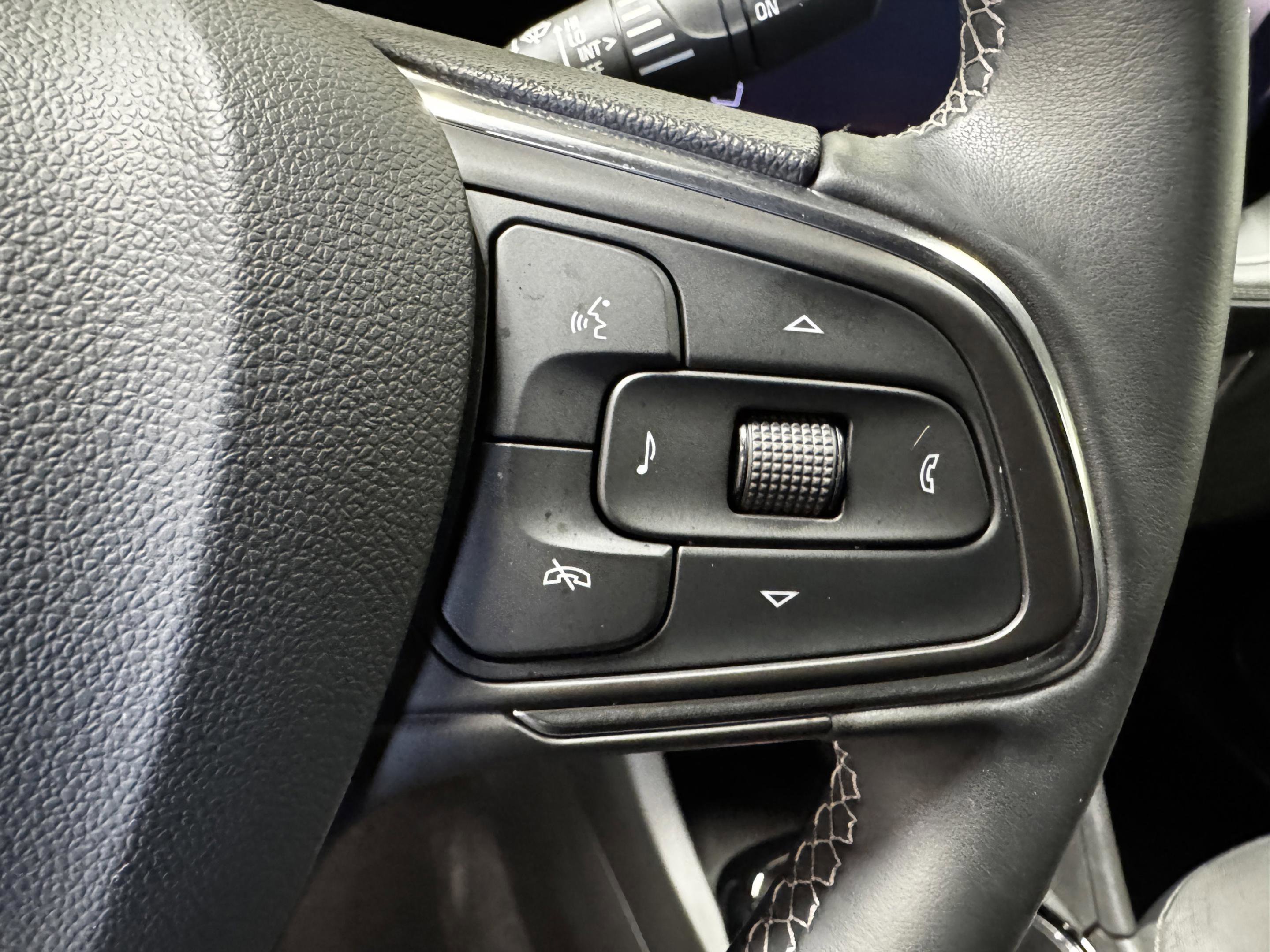 Used 2025 Buick Encore GX Preferred image 16