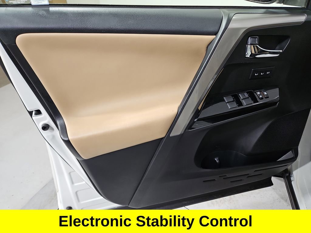 Used 2018 Toyota RAV4 Limited image 10