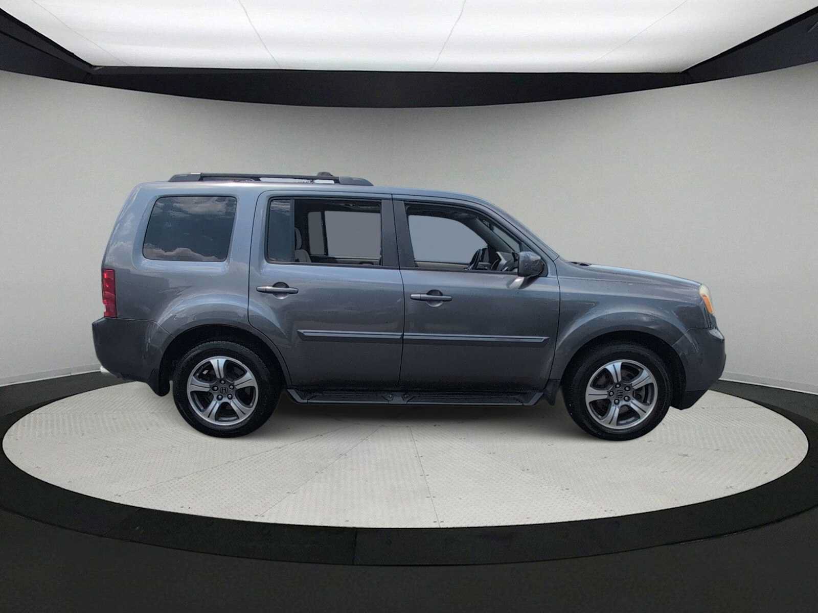 Used 2015 Honda Pilot SE image 9