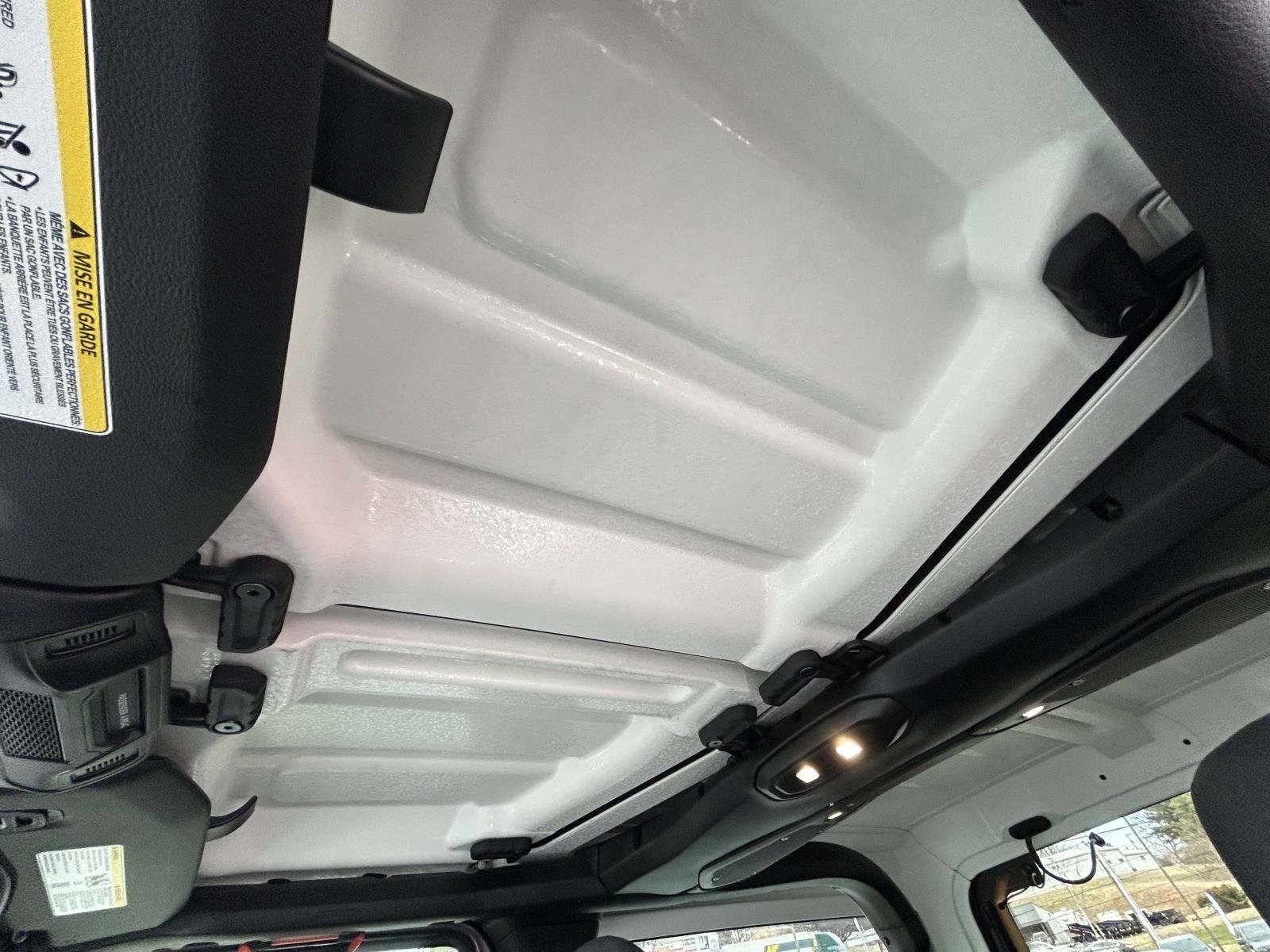 Used 2024 Jeep Wrangler Sport S image 11