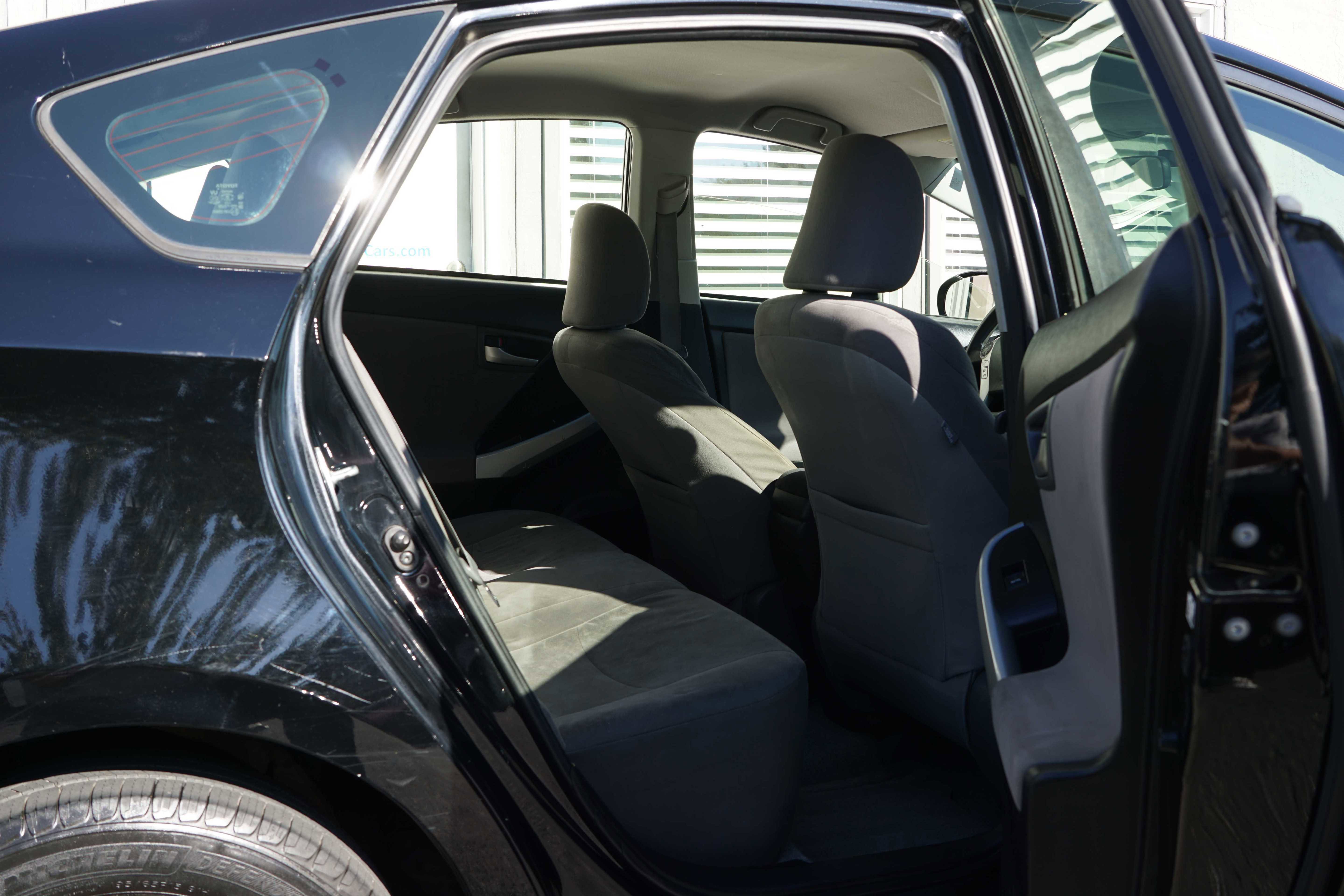 Used 2013 Toyota Prius Three image 29