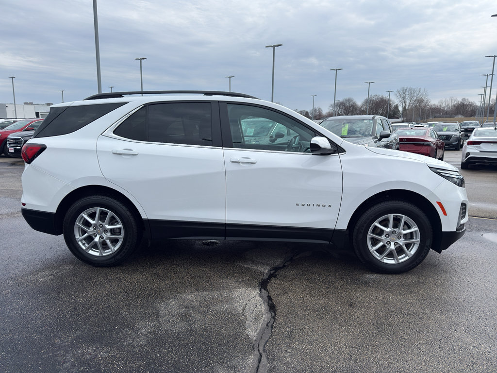 Used 2024 Chevrolet Equinox LT AWD/4WD image 4
