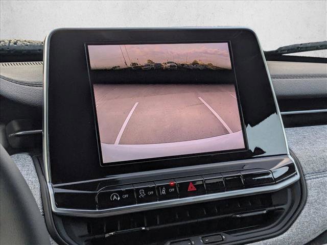 New 2026 Jeep Compass Latitude image 13