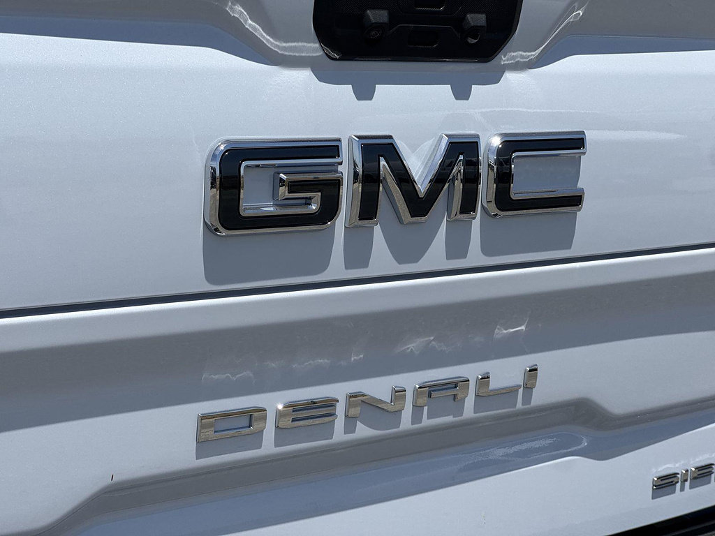 New 2026 GMC Sierra 1500 Denali Ultimate w/ LPO, Black Badging Package AWD/4WD image 28