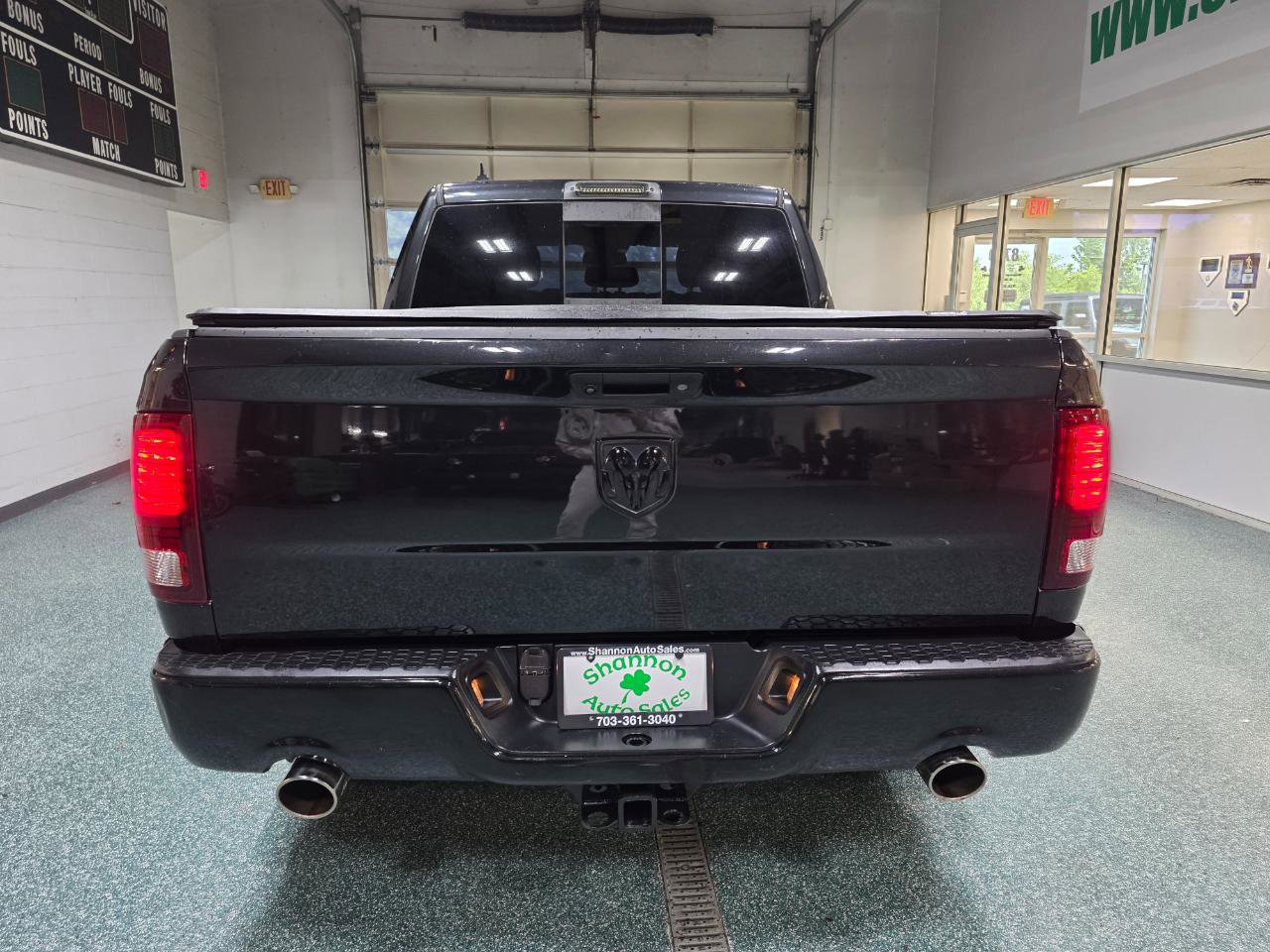 Used 2016 RAM 1500 Sport w/ Black Ram 1500 Sport Group AWD/4WD image 8