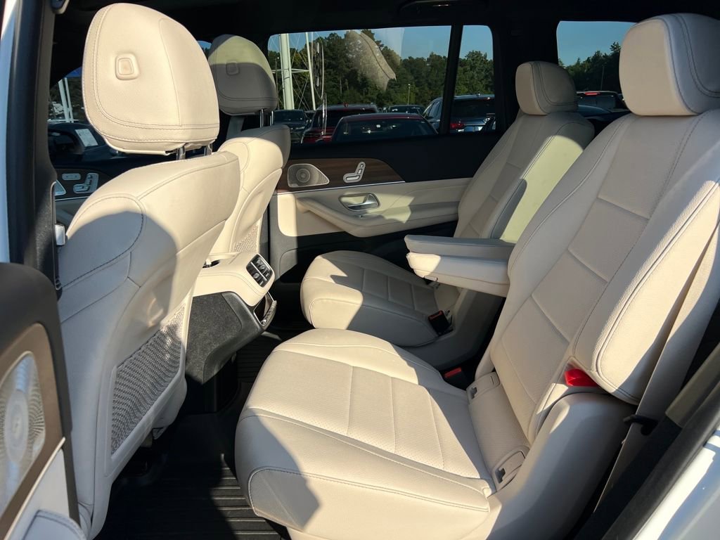 Used 2024 Mercedes-Benz GLS 450 4MATIC image 27