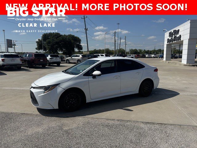 Used 2021 Toyota Corolla LE w/ Carpet Mat Package (TMS)