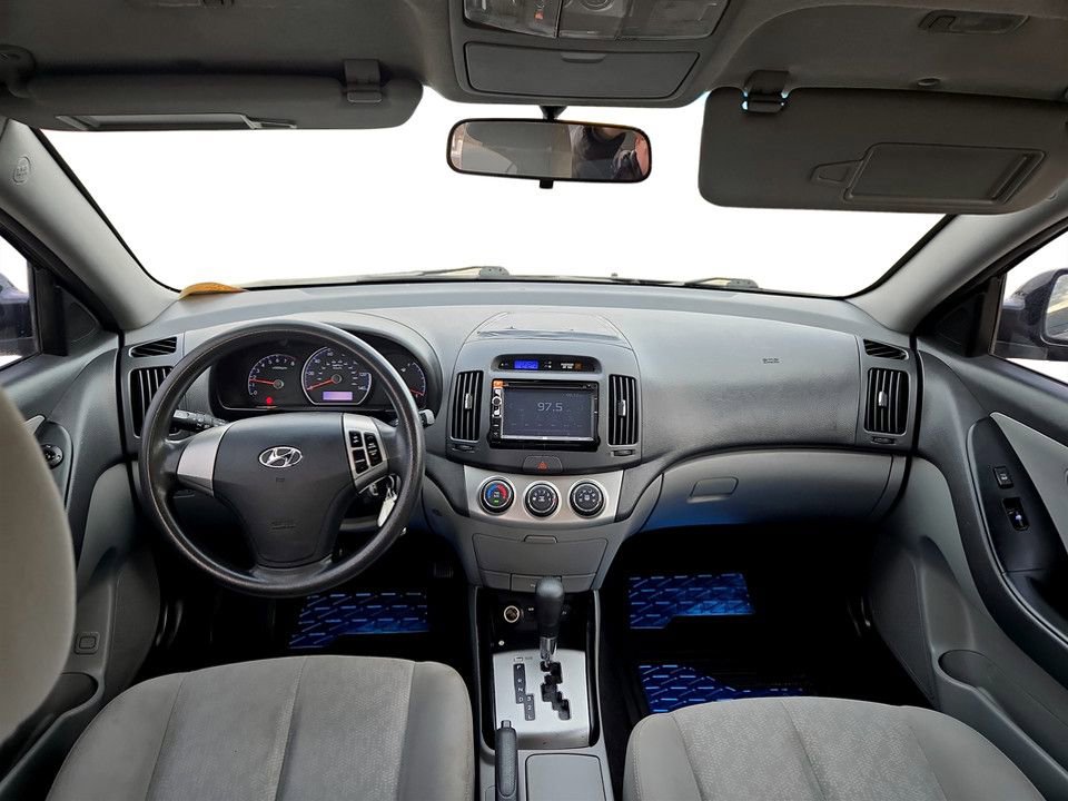 Used 2010 Hyundai Elantra GLS image 13