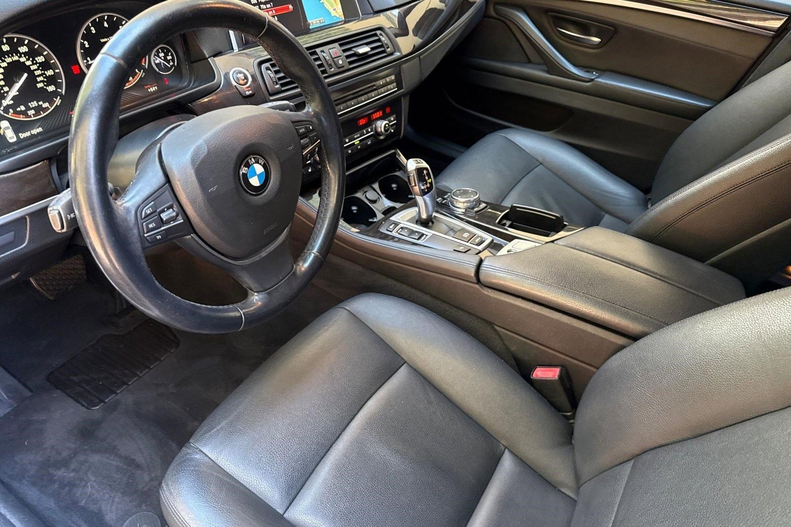 Used 2015 BMW 528i Sedan image 4