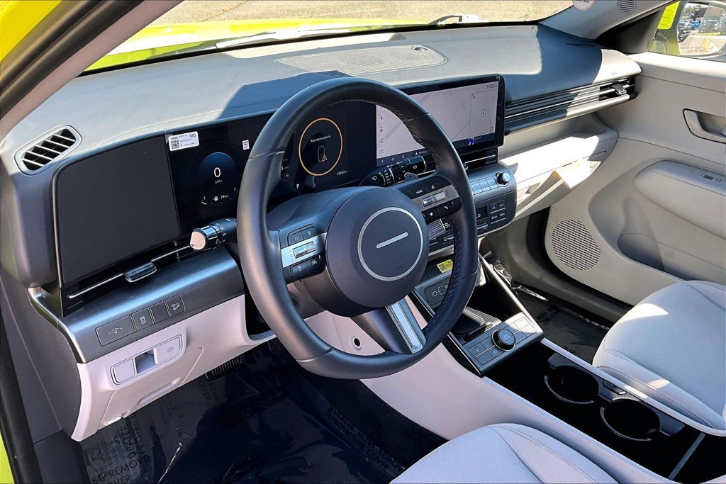 Used 2025 Hyundai Kona SEL FWD image 19