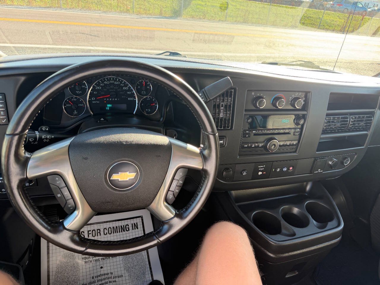 Used 2019 Chevrolet Express 3500 LS RWD image 11