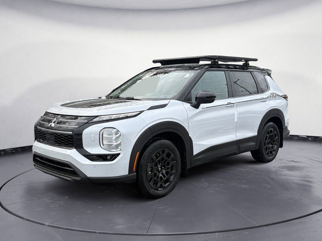 New 2026 Mitsubishi Outlander Trail Edition image 1