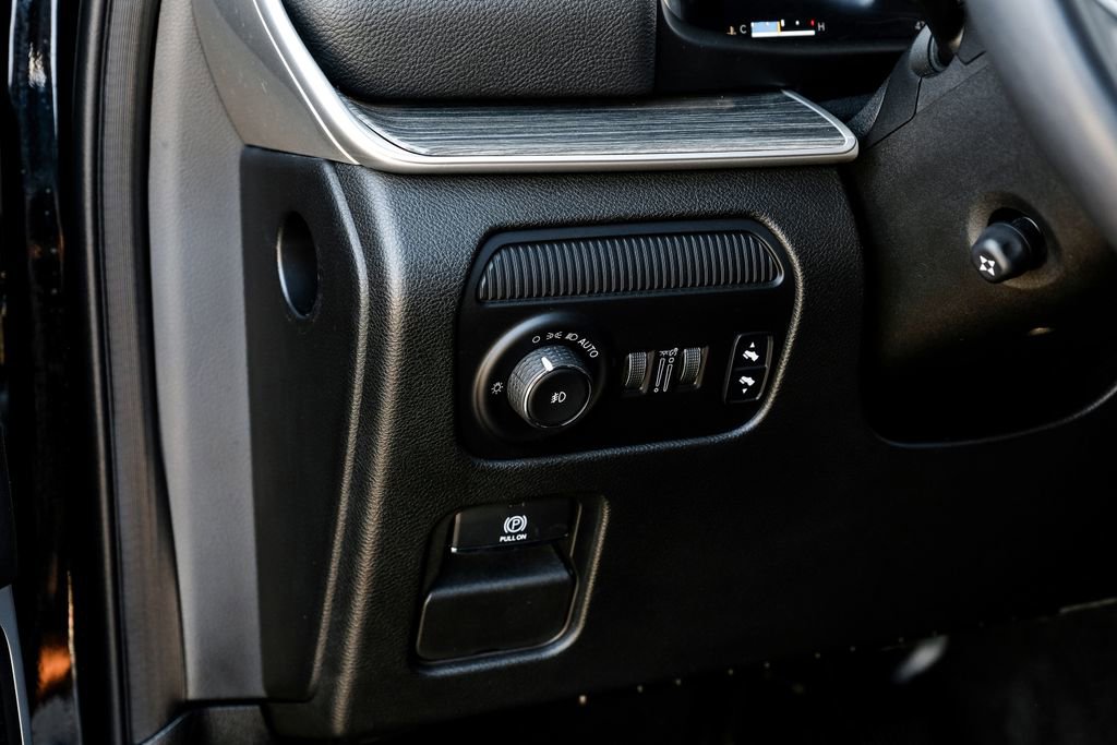 Used 2022 Jeep Wagoneer Series III image 36