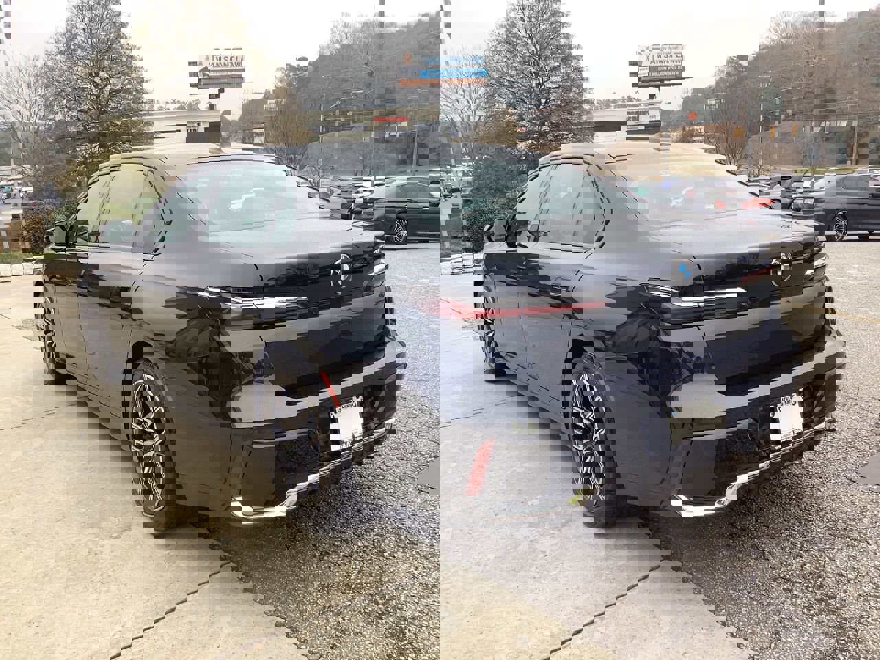 Certified 2023 BMW 740i image 6