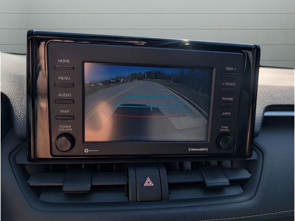 Used 2020 Toyota RAV4 XLE FWD image 22
